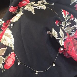 Silpad pearl necklace